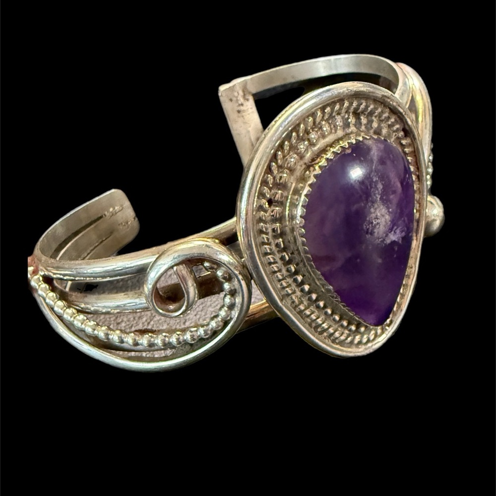 New 💜 Sterling Navajo Amethyst Cuff Bracelet Signed Native American - Picture 3 of 7